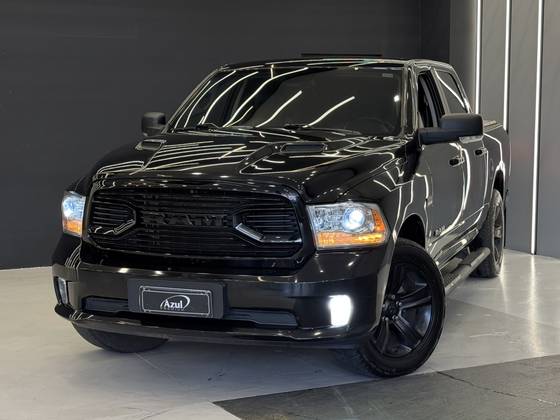 RAM CLASSIC 5.7 V8 GASOLINA LARAMIE CD 4X4 AUTOMÁTICO RAM CLASSIC 5.7 V8 GASOLINA LARAMIE CD 4X4 AUTOMÁTICO